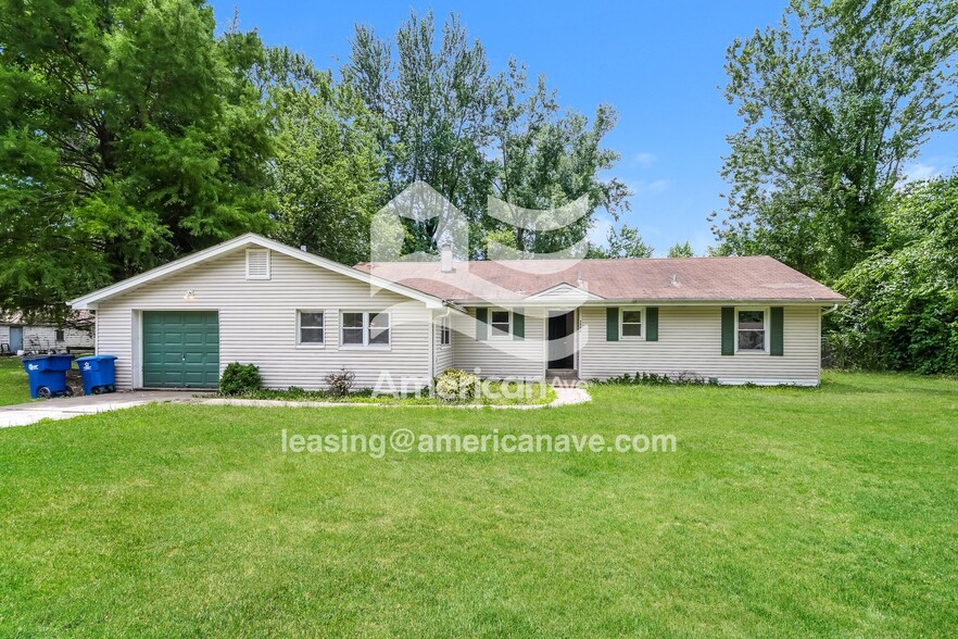 Building Photo - 1044 Farmview Dr