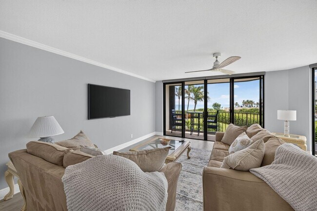 Building Photo - 9650 S Ocean Dr