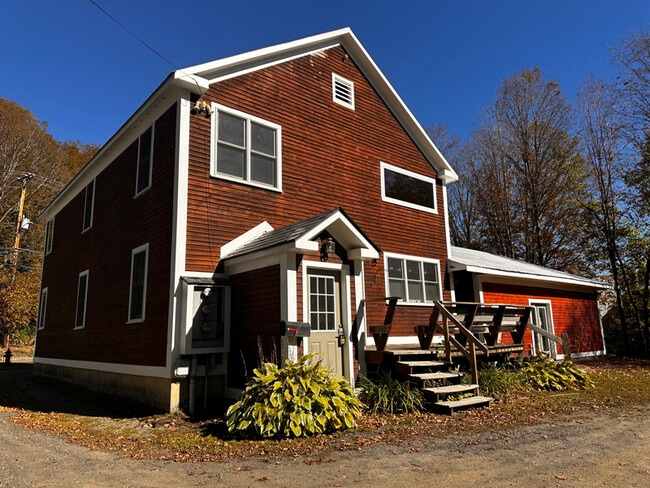 Building Photo - 17 Central St