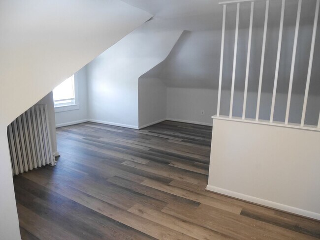 Building Photo - 2905 Echodale Ave