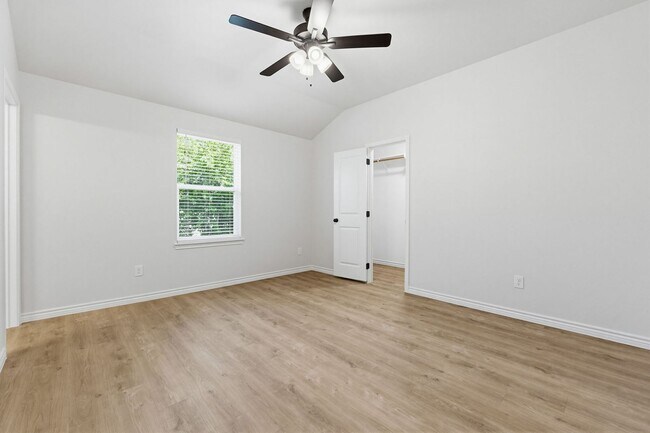 Building Photo - 503 Bonnie Dr
