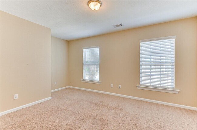 Building Photo - 835 Williford Run Dr