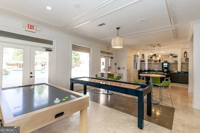 Building Photo - 1000 Ashwood Pkwy