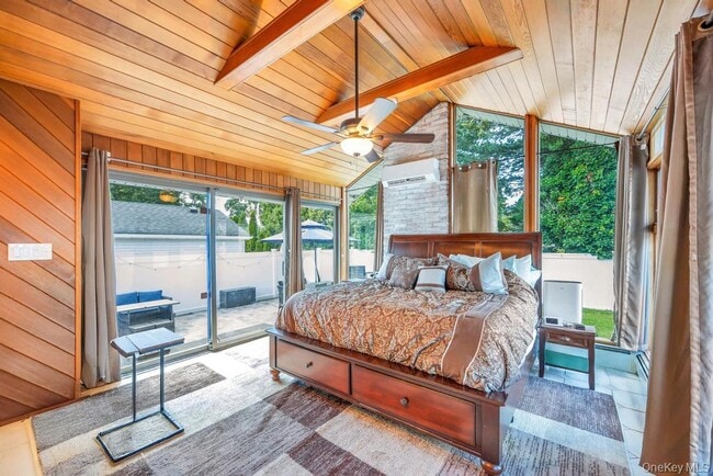 Building Photo - 2327 Cleveland St