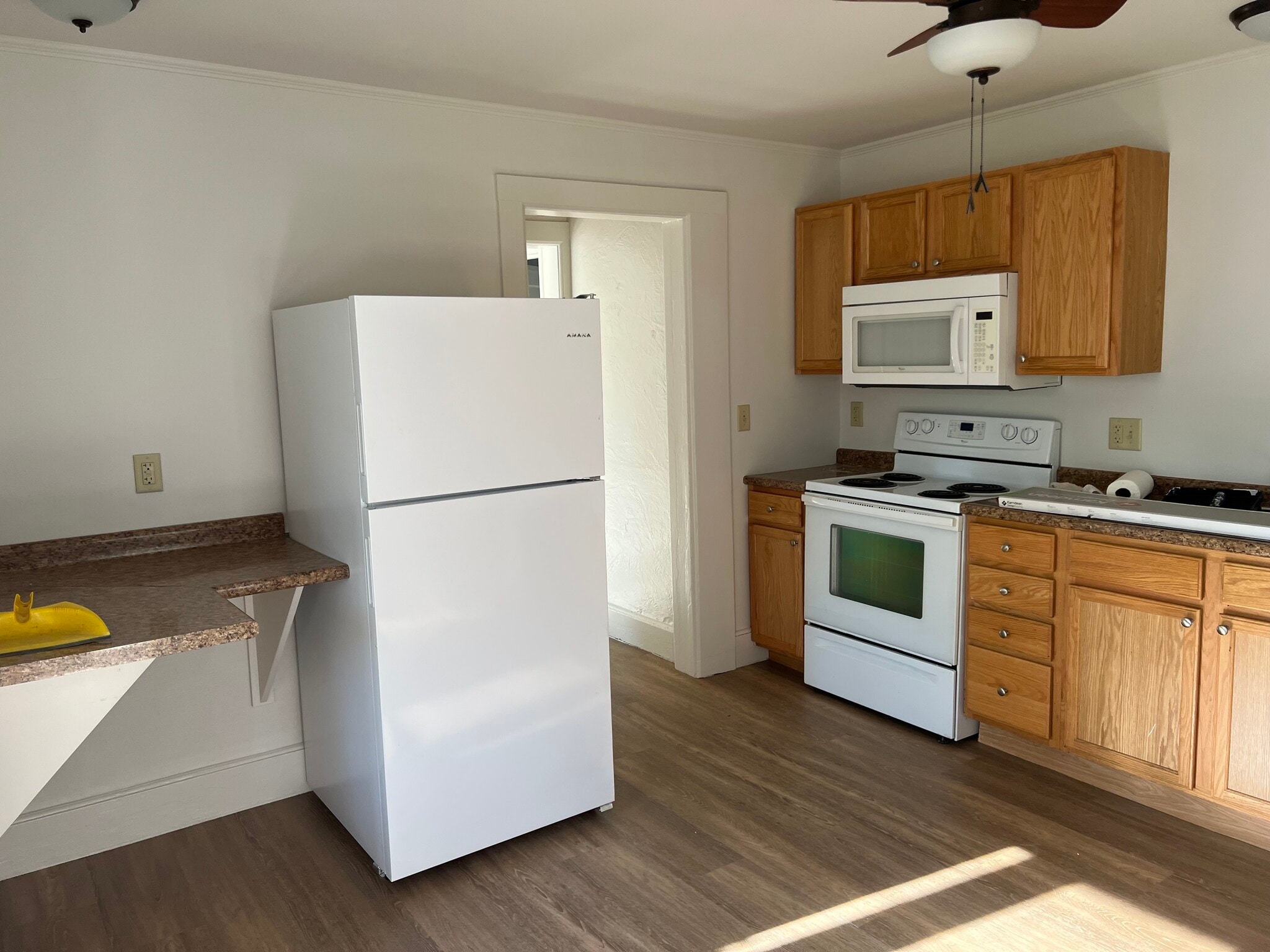 Great size rooms. - 401 North St