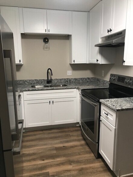 Building Photo - 119-F Stroupe Road