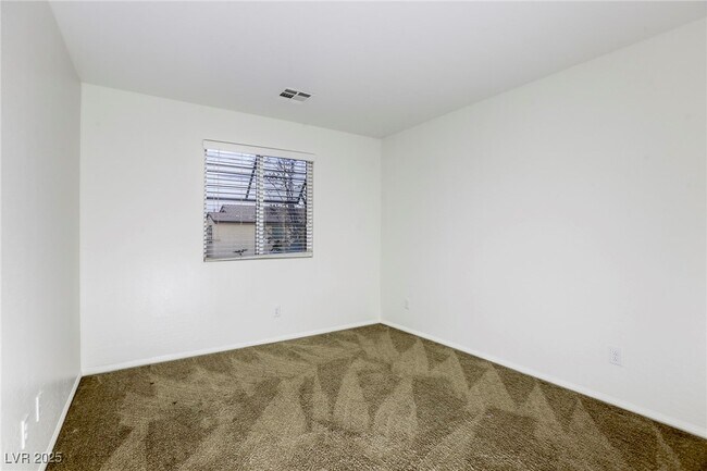 Building Photo - 5737 Fleming St