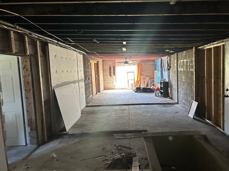 Building Photo - 2140 Pottstown Pike