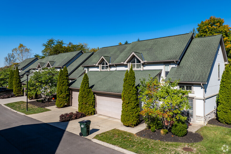 Primary Photo - Bercley Woods Townhomes