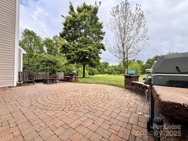 Building Photo - 10031 Glenburn Ln