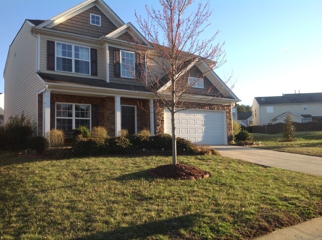 Building Photo - 8430 Magnolia Springs Dr