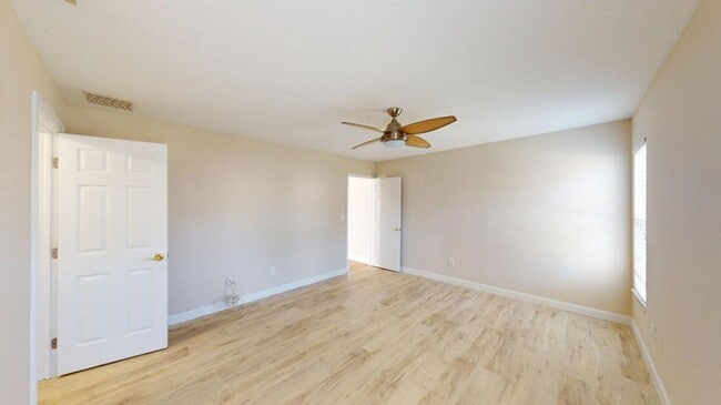 Building Photo - 11497 Anhinga Dr