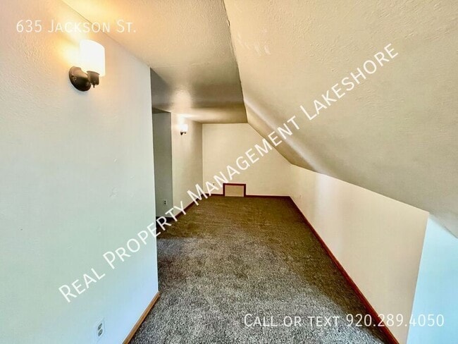 Building Photo - 635 Jackson St