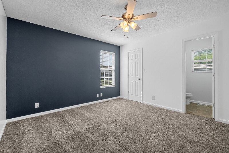 Building Photo - 2413 Egret Dr