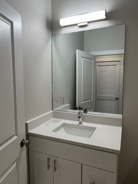 Building Photo - 1250 W Eddy St