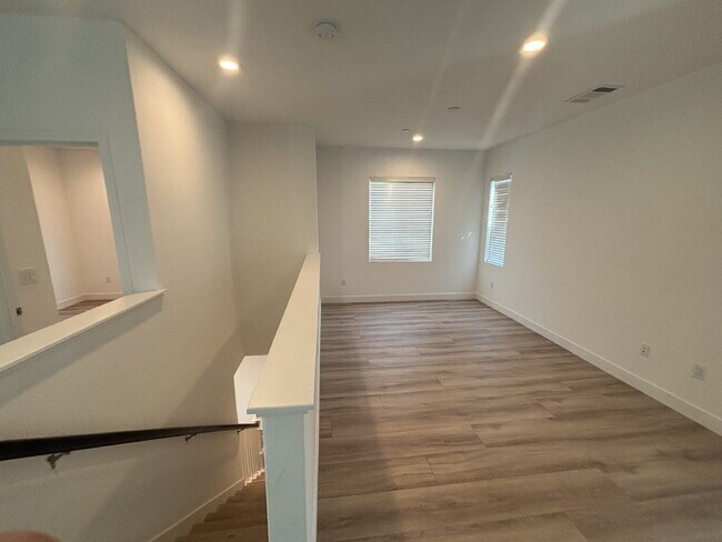 Building Photo - McKinley Village Two Story 3