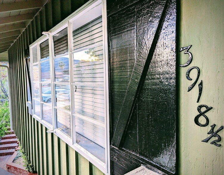 Newly painted - 3918 Park Pl