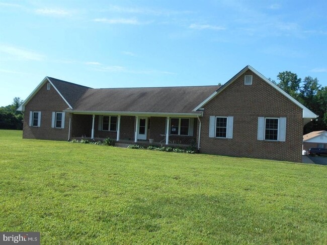 Primary Photo - 3420 Evans Rd