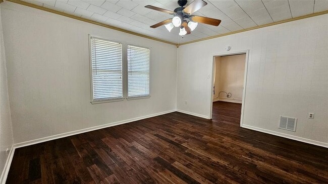 Building Photo - 205 S Granger