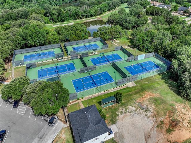 Building Photo - 6603 Westover Dr