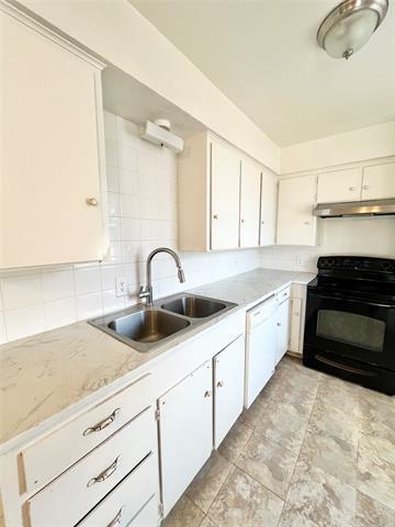 Building Photo - 2427 January Ln