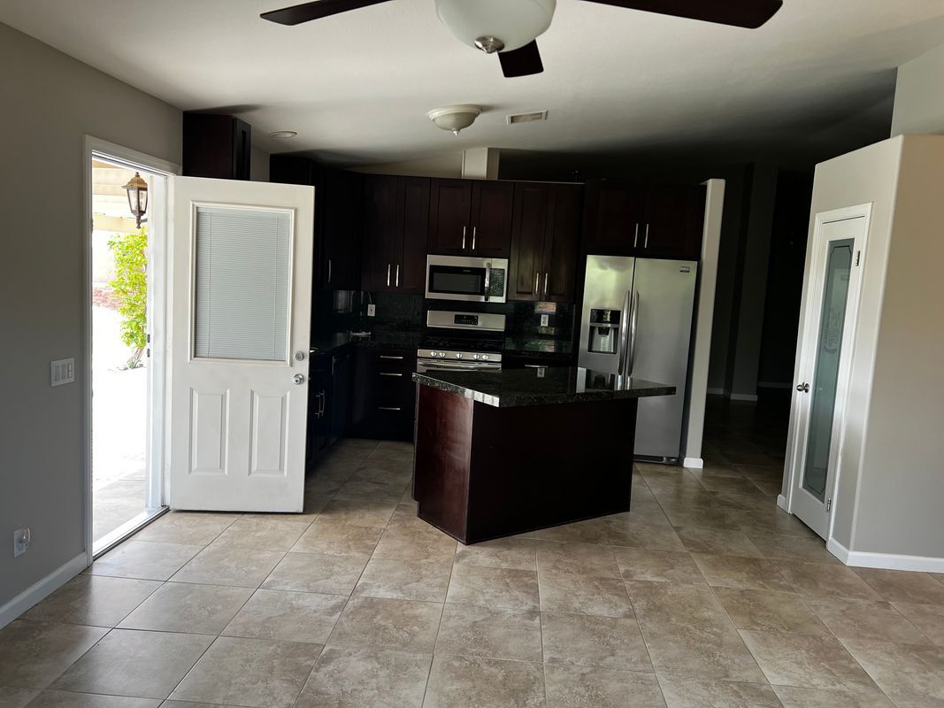 Building Photo - 41760 Jamaica Sands Dr