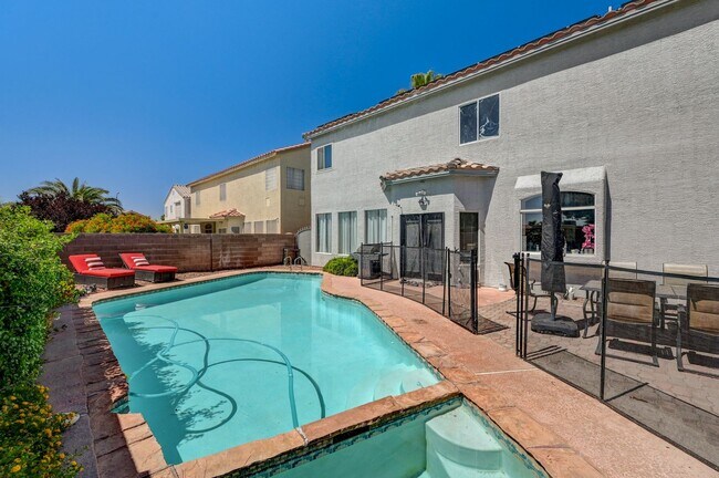 Building Photo - Stunning Fully Remodeled 5-Bedroom Home with Private Pool, FREE SOLAR INCLUDED, Huge Loft, Solar ...