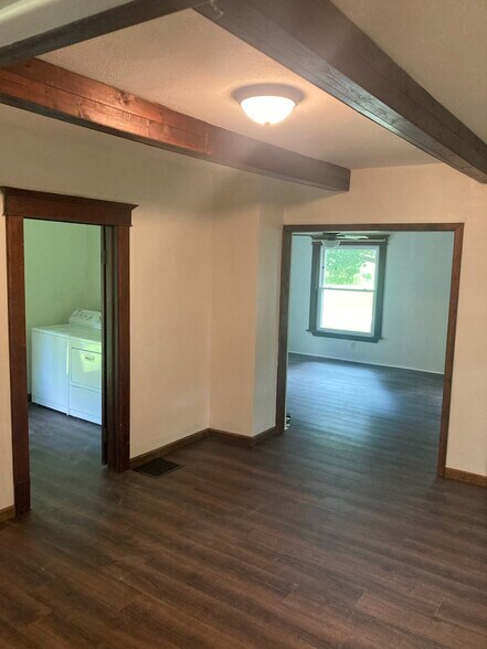 dining room - 9816 Bateman Avenue