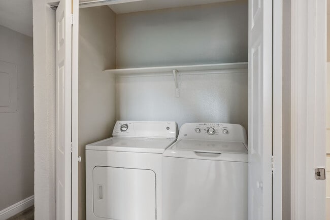 Building Photo - 2801 N Rainbow Blvd