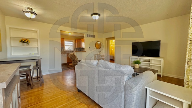 Building Photo - 1258 N Crestway St