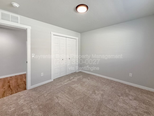 Building Photo - 2415 N Silver Wolf Ave