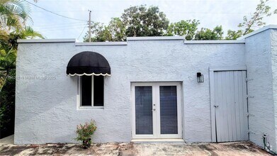 Building Photo - 5620 SW 5th Terrace