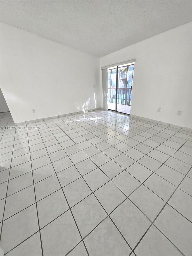 Building Photo - 18875 NW 62nd Ave