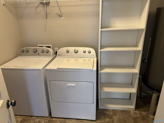 Building Photo - 126 Pitts Griffin Drive