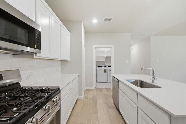 Building Photo - 617 Marigold Hl Wy