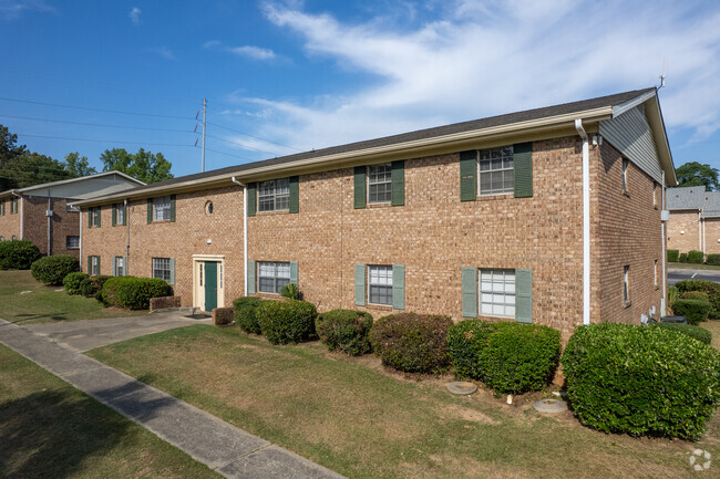 Building Photo - Aspire Courtyards