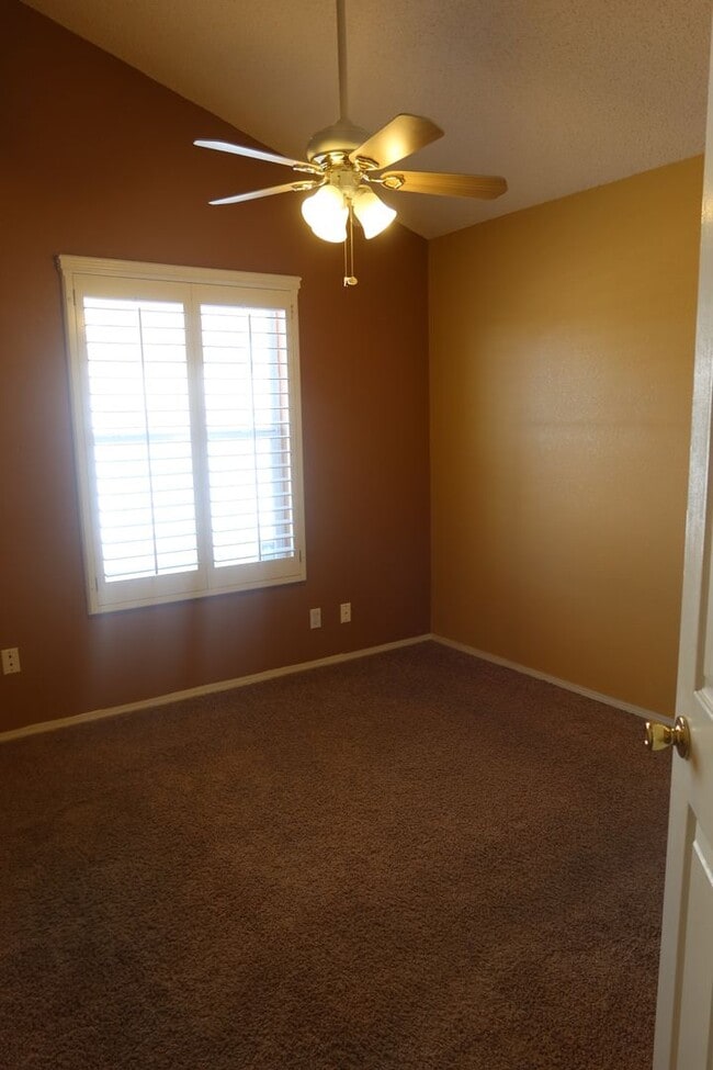 Building Photo - 11663 Great Spirit Cir