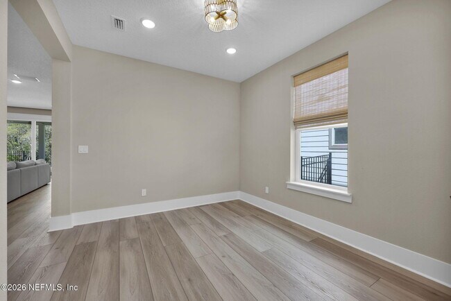 Building Photo - 202 Sutton Dr