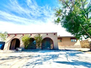 Building Photo - 7512 Kingman Dr