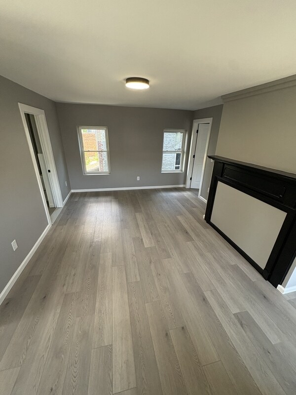Building Photo - 662 Second Avenue Apt 4