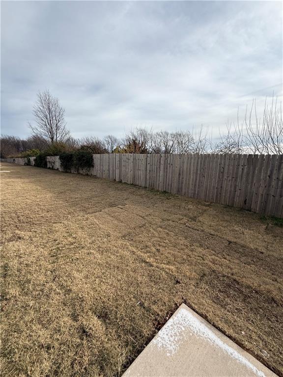 Building Photo - 851 Reading RR Ln