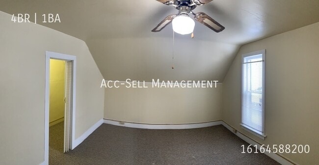 Building Photo - 523 Lydia St NE