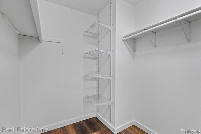 Building Photo - 5842 Marble Dr