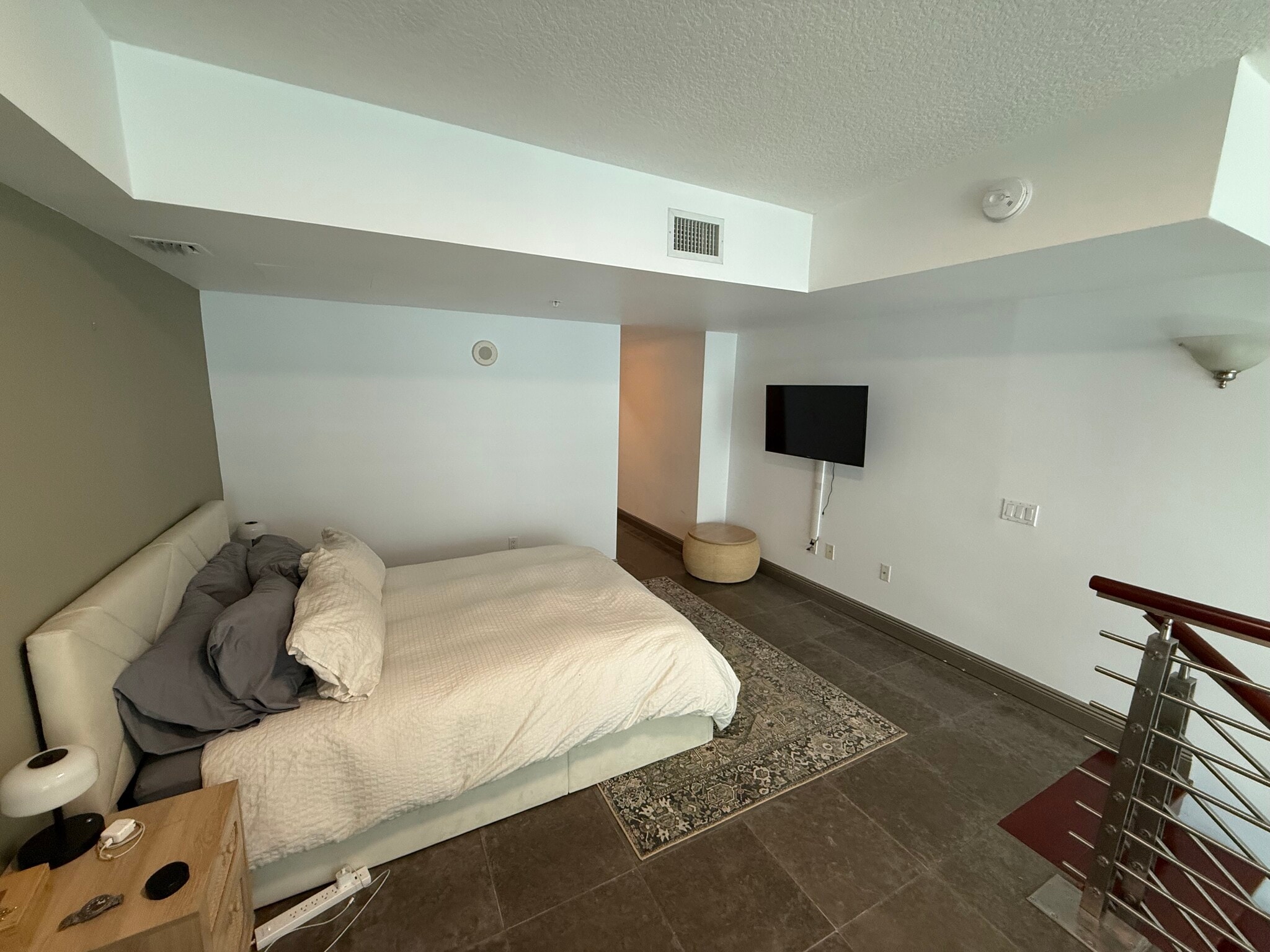 Building Photo - 31 SE 5th St