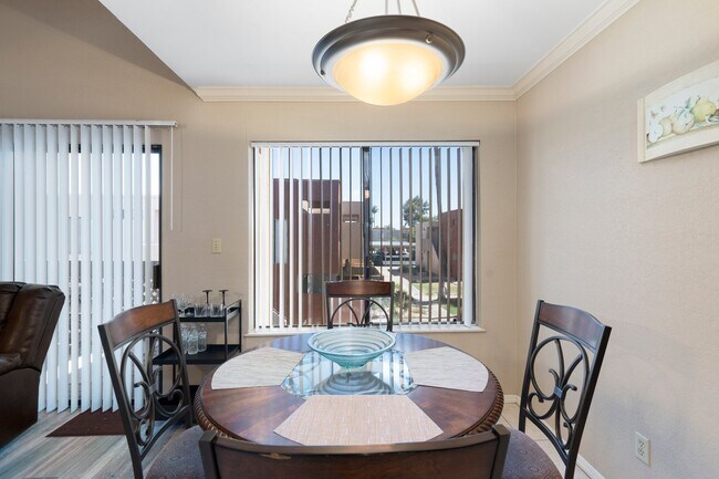 Building Photo - 3600 N Hayden Rd