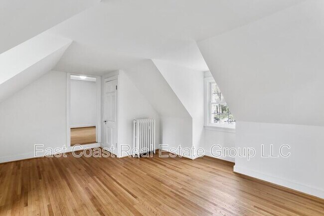 Building Photo - 720 Northern Ave