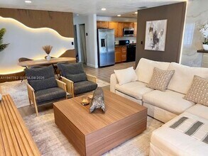 Building Photo - 601 NW 10th St