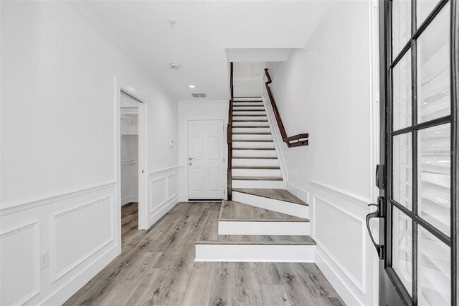 Building Photo - 1579 Chatfield Pl