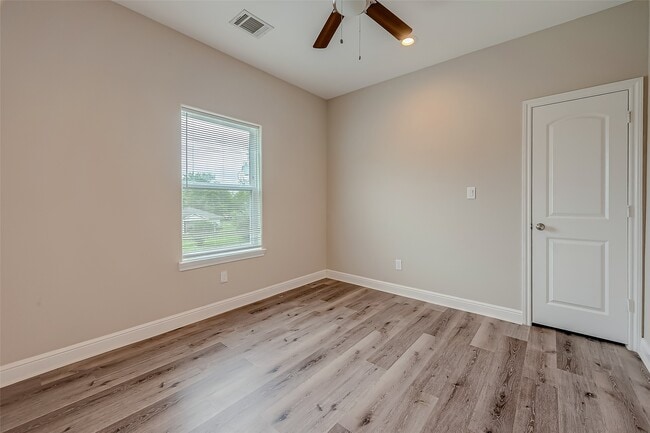 Building Photo - 6020 Fite Rd