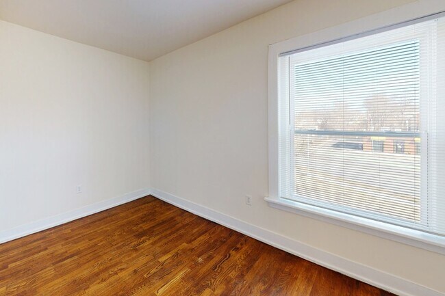 Floorplan - Paradise Flats